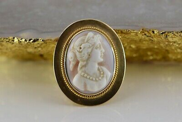 Vintage 14K Yellow Gold Cameo Shell Pin Pendant Circa 1950