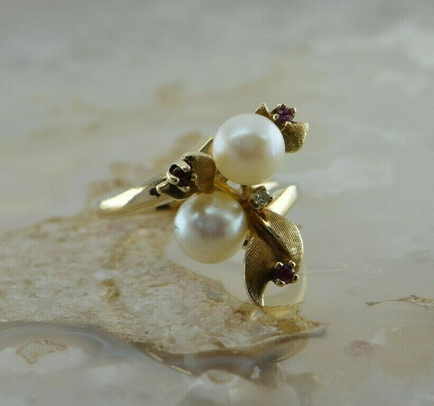 Vintage 14K Yellow Gold Pearl Ruby and Diamond Accent Ring Circa 1960 Ring size