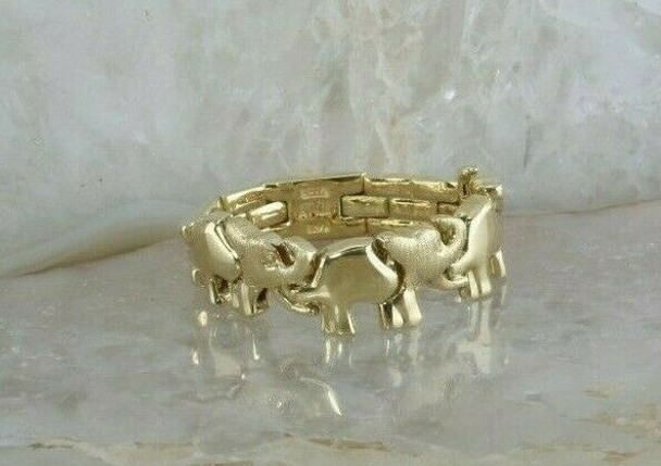 14K Yellow Gold Elephant Flexible Ring with Brick Work Back Size 7 Circa 1990