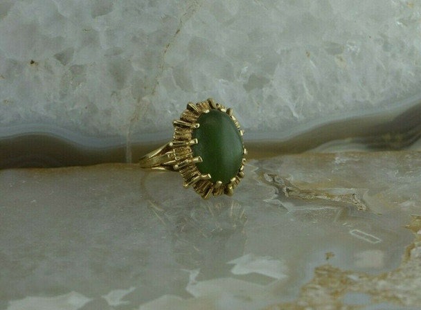 10K YG Nephrite Jade Ring Medium Dome Green Cabochon Size 4.25 Circa 1960