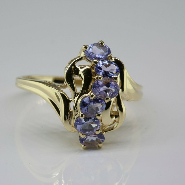 10K Yellow Gold Tanzanite Cocktail Ring Size 8 Circa 1985