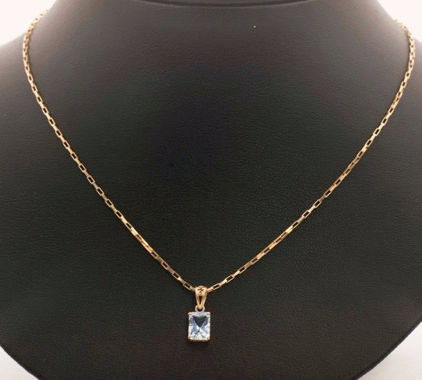 14K Yellow Gold Emerald Cut app. 2 ct. Aquamarine Pendant with 19.5" Chain