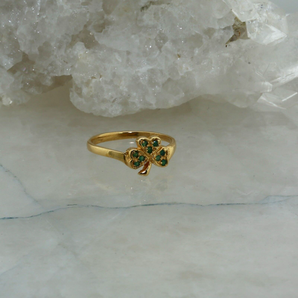 14K Yellow Gold Clover Ring with Emeralds Size 7