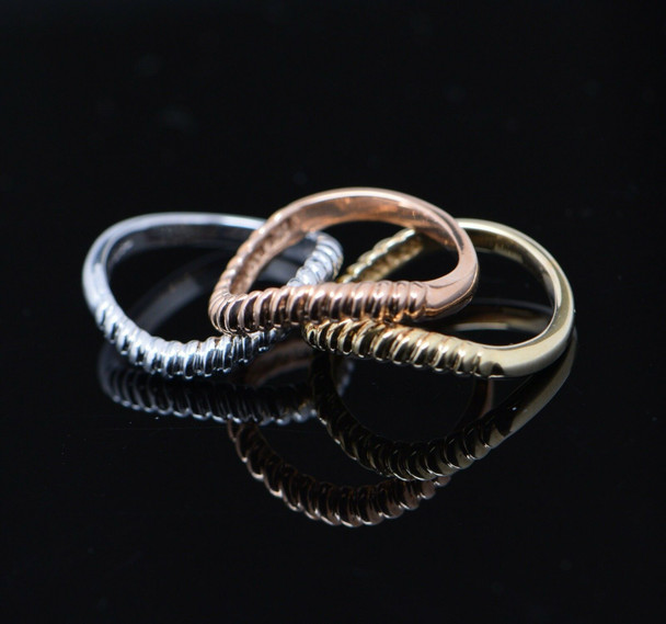 14K Tri-Color Gold Ring Set in Rope Design, Size 6.25