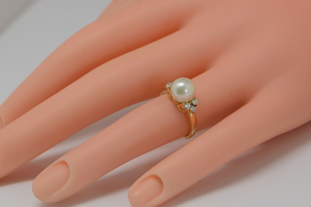 18K Yellow Gold Mikimoto Pearl and Diamond Ring , Size 4