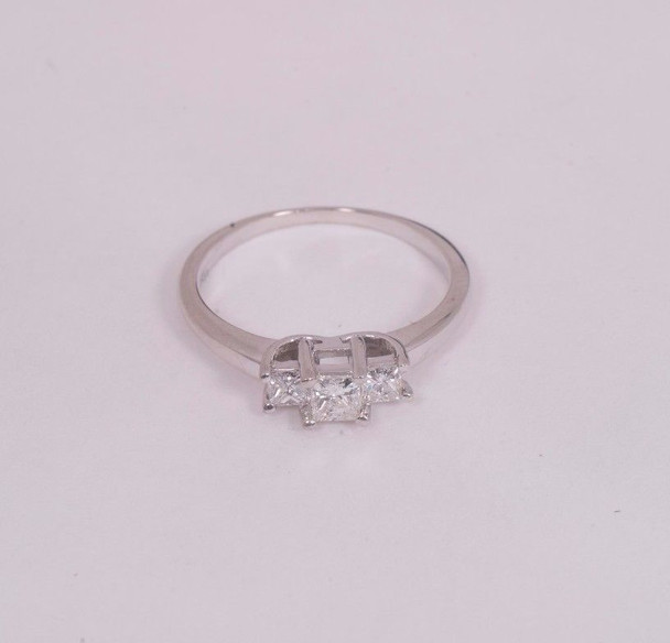 14K White Gold w/Platinum Head, app. .65 ct. Diamond Engagement Ring, size 7.25