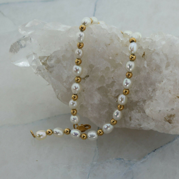 14K Yellow Gold Bead and Fresh Water Pearl Bracelet 7.5 inch length