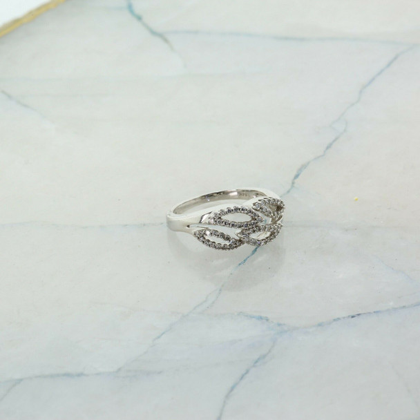 14K White Gold Diamond Ring Leaf Design Size 7.25