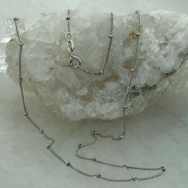 14K White Gold Necklace, beaded accents throughout, 18 inch