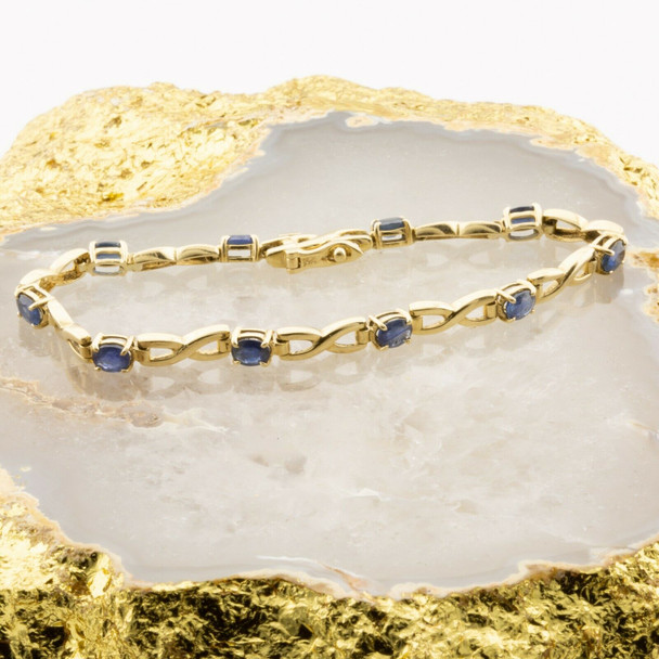 14K Yellow Gold 4ct Blue Sapphire Bracelet Circa 1980