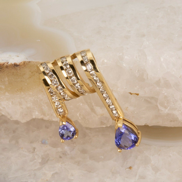 14K Yellow Gold 2.5ct tw Tanzanite and Diamond Pendant Circa 1990