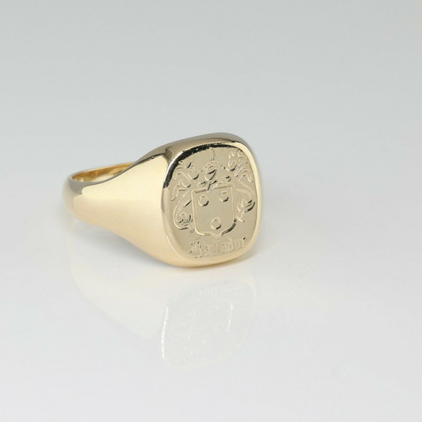 10K Yellow Gold "Balladur" Signet Ring Incised Crest Size 13 Circa 1930