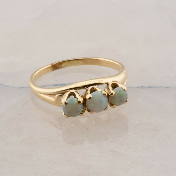 Vintage 10K Yellow Gold Opal 3 Stone Ring Size 4.75
