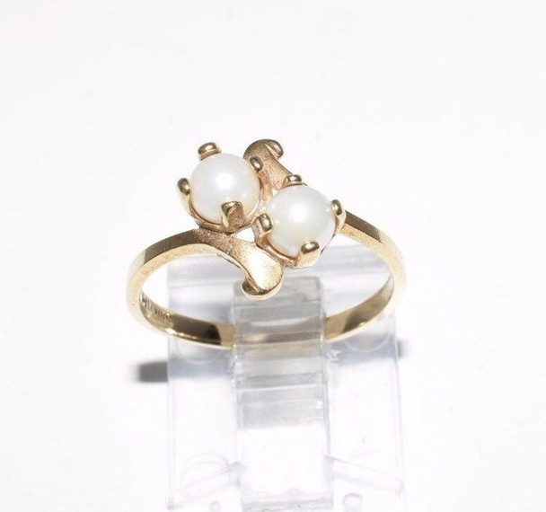 10K Yellow Gold 2 Pearl Ring, size 6