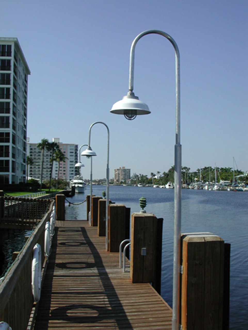 Aluminum Wharf Pole Light w/Dome Shade-11 foot