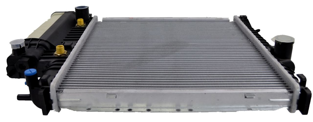 Radiator for BMW 3 series E36 05/91-10/95 Auto Manual 316i 318i Z3 97-02 92 93 94 99