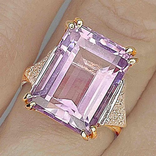 Vintage Amethyst Birthstone Ring. Lilac purple violet amethyst diamond ring. Unique vintage amethyst diamond ring. Birthtone ring anniversary ring. OPR Jewelry
