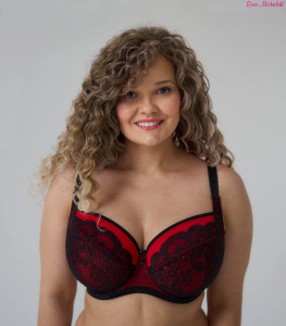 Ewa Michalak BML Red Bella, BMLR - front view in Red.