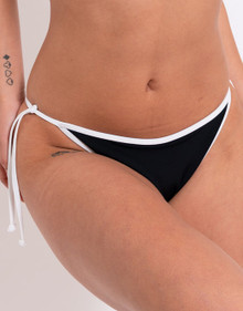 Curvy Kate Minimalist String Bikini Brief, CS030502, FINAL SALE - front view in Black/White.