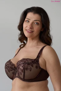 Ewa Michalak BMS Rozana Czekolada, BMRZC Soft Brown 38K/85H - front view in Soft Brown.