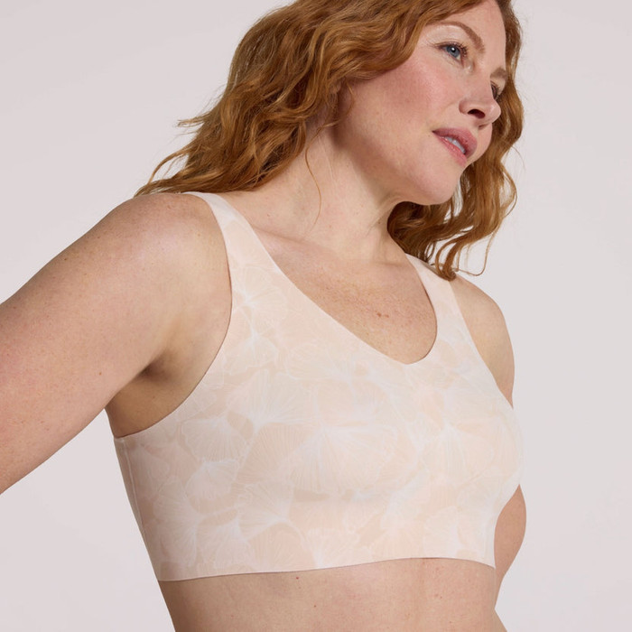 Evelyn & Bobbie Defy Bra, 1828 - front view in Champagne Ginkgo.