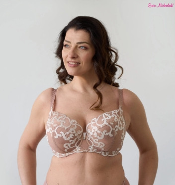 Ewa Michalak BMS Wirtuoz Bra, BMSW Cappuccino/Ivory 30J/65GG - front view in Cappuccino.