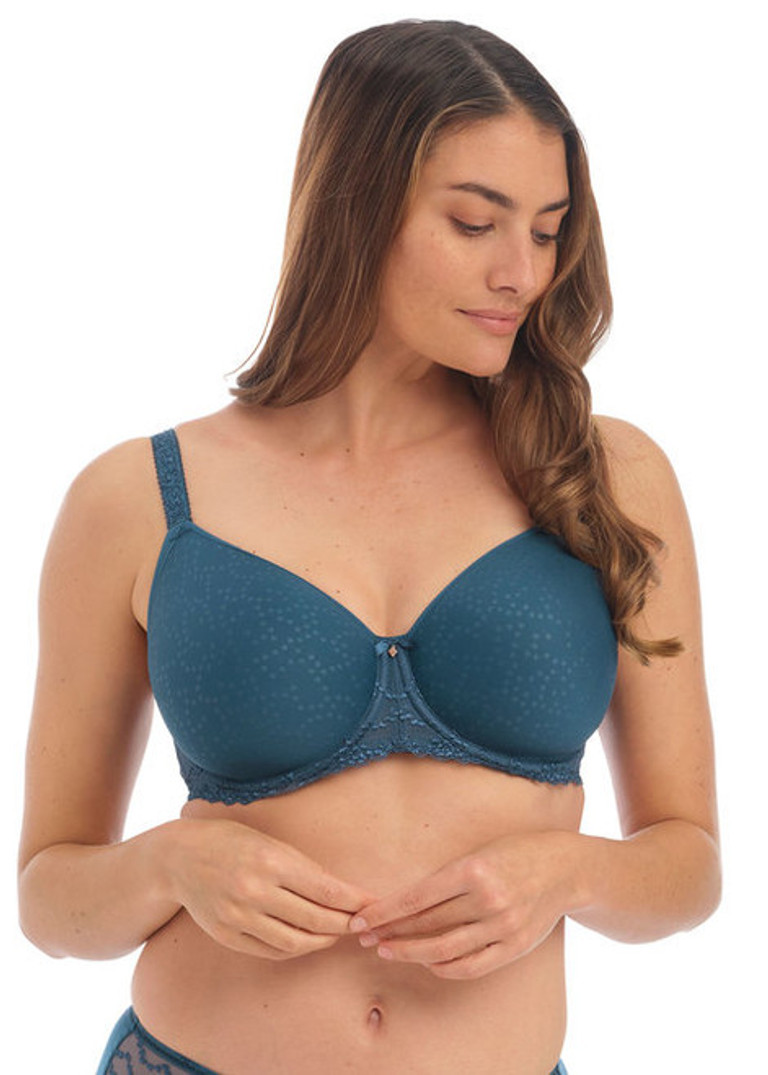 Large cup bras for ladies who are DD and larger, Levana Bratique