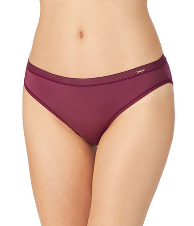 Le Mystere Infinite Comfort Silky Microfiber Thong