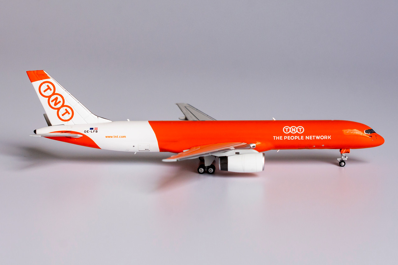 NG Models 1:400 TNT 757-200 (ASL Airlines Livery) 