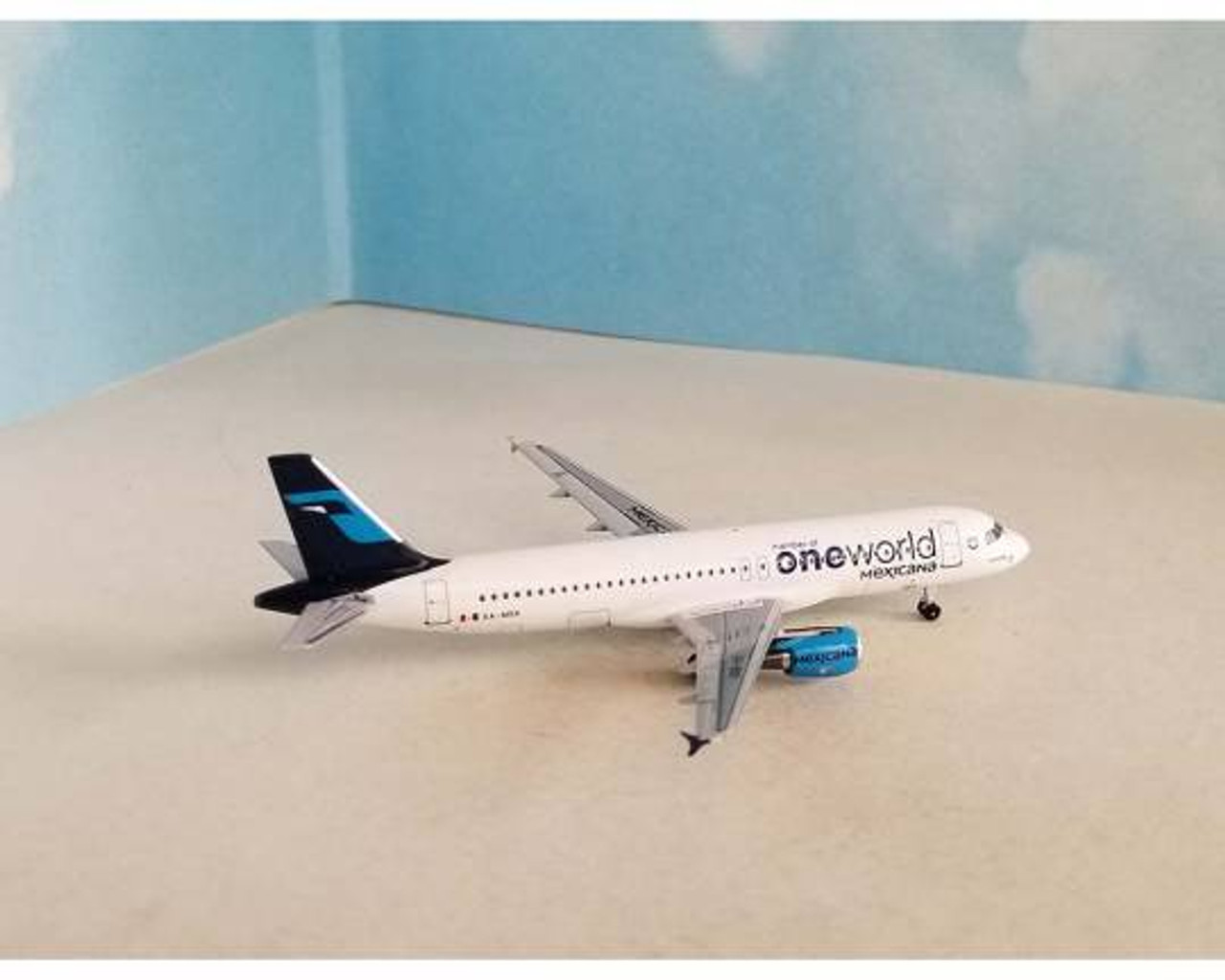 Aeroclassics 1:400 Mexicana A320 (One World Livery)