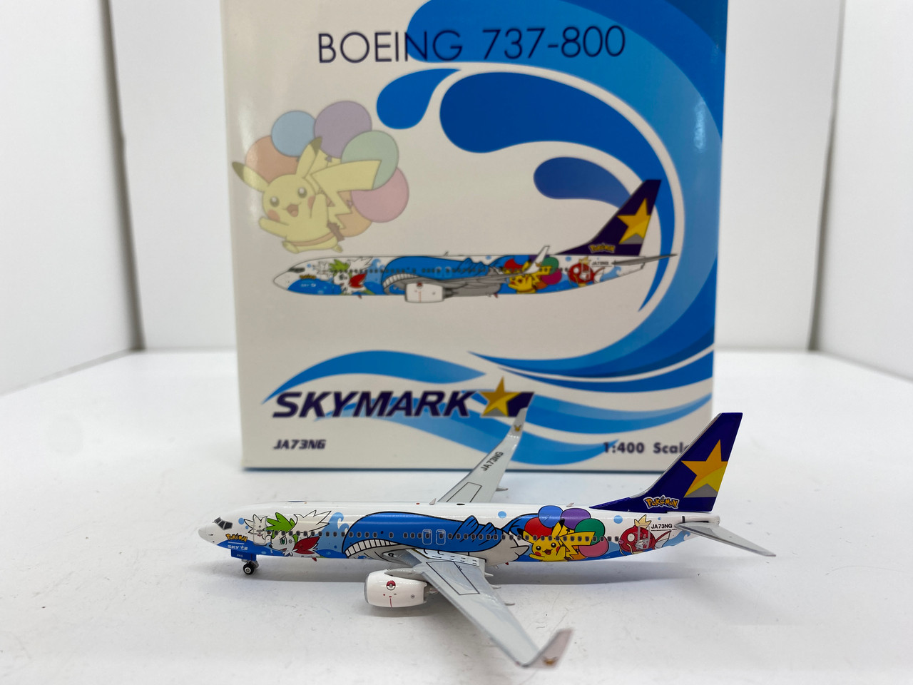 Phoenix 1:400 Skymark Airlines 737-800 "Pokemon Livery"