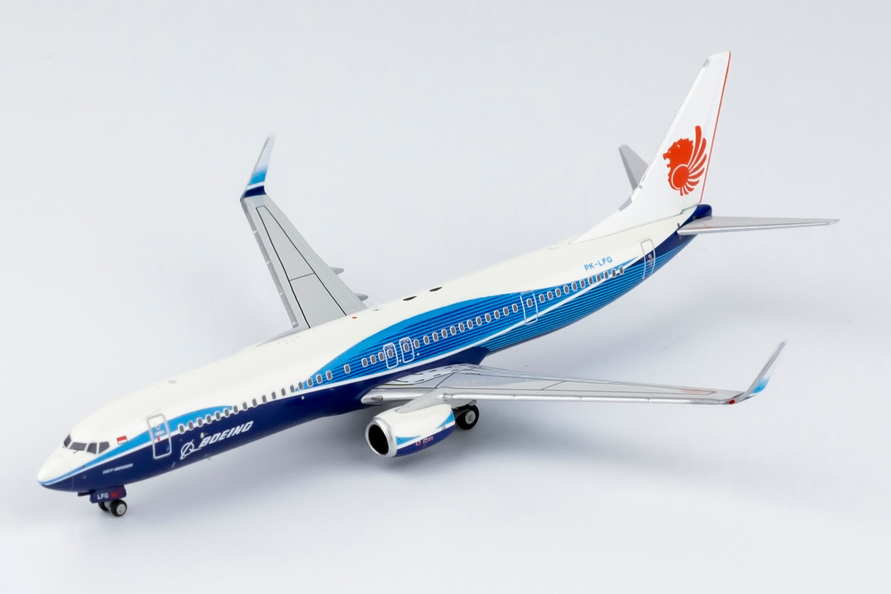 NG Models 1:400 Lion Air 737-900 