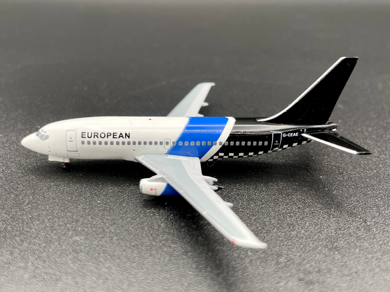 Aeroclassics 1:400 European Airlines 737-200