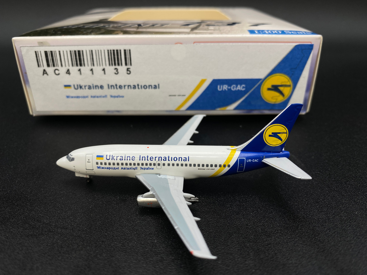 Aeroclassics Ukraine International 737-200 (UR-GAC)