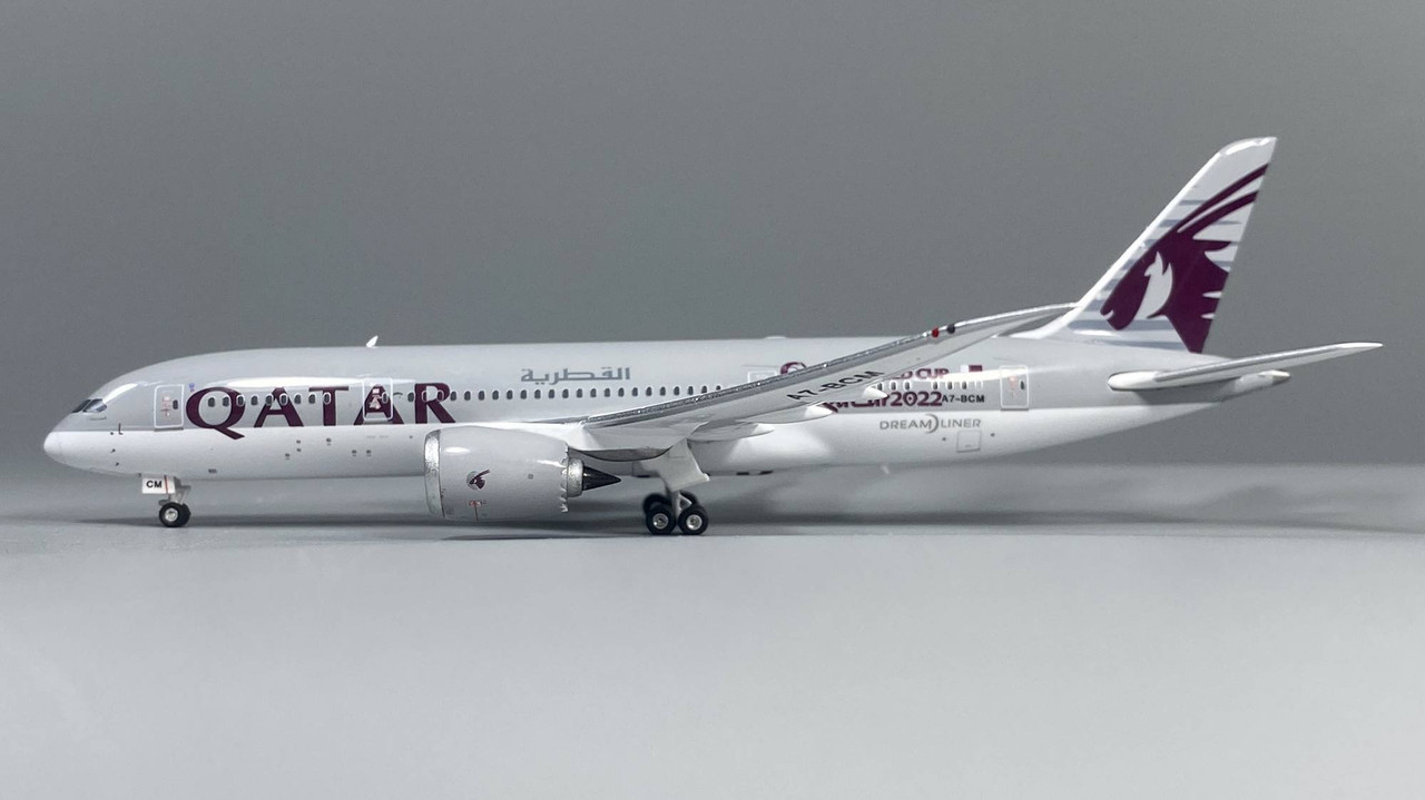 PH400 Qatar Airways B787-8 A7-BCM 