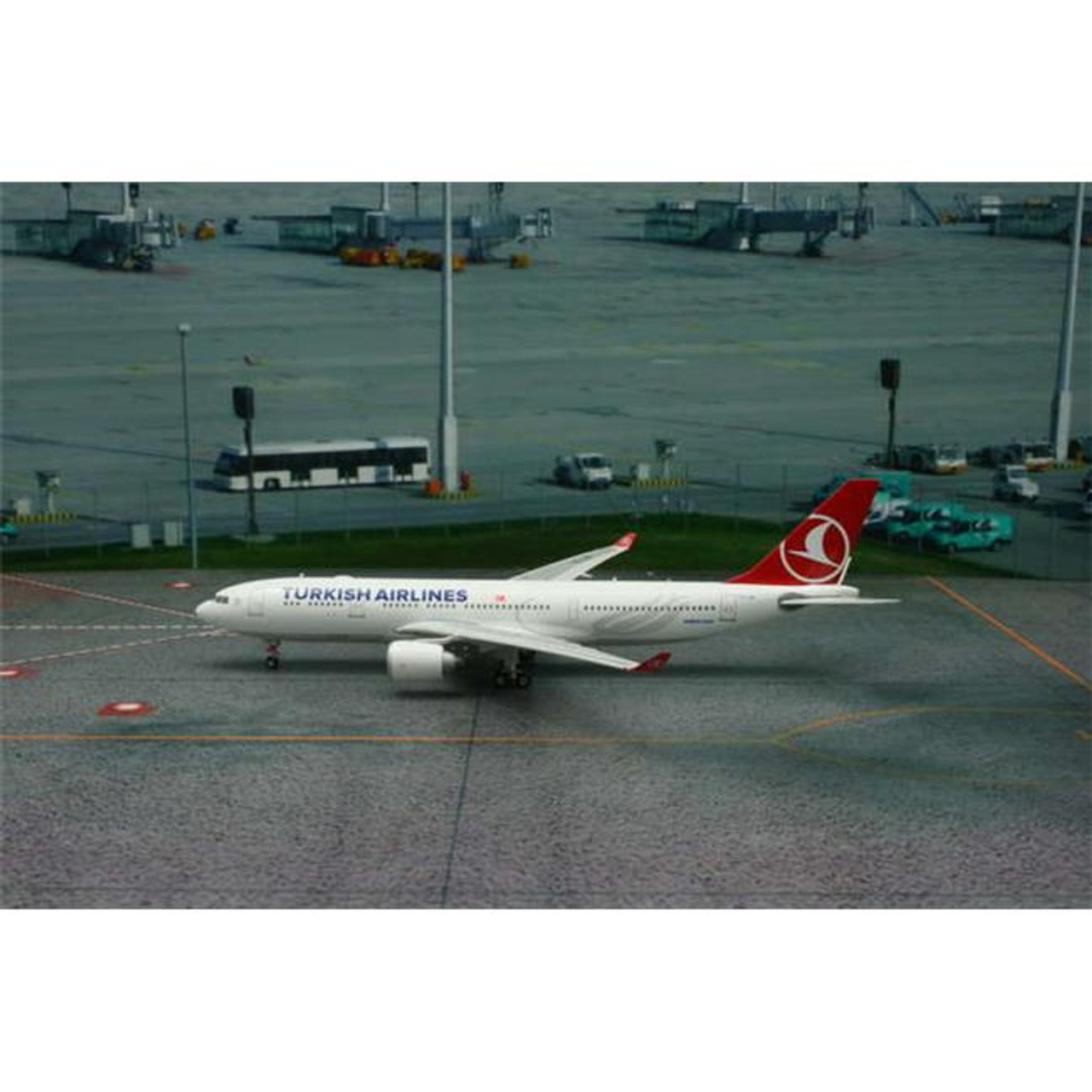 Phoenix 1:400 Turkish Airlines A330-200