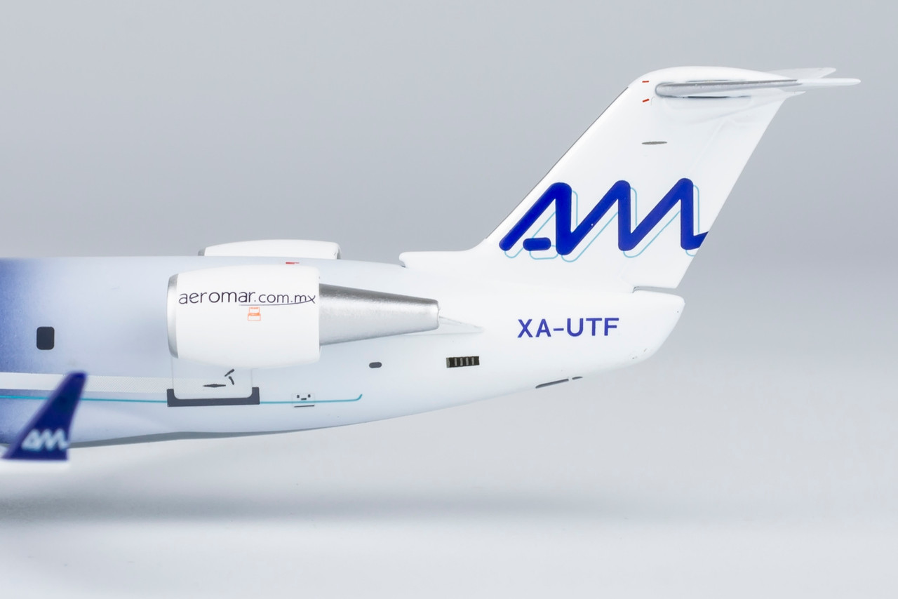 NG 1:200 Aeromar CRJ-200ER - XA-UTF