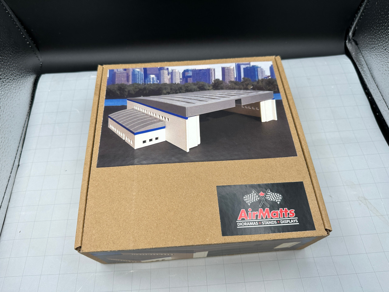 AirMatts 1:400 Scale Hangar (Blue Slanted Roof)