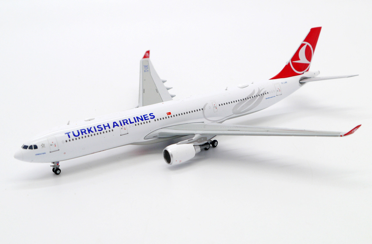 JC400 Turkish Airlines A330-300 TC-LNE