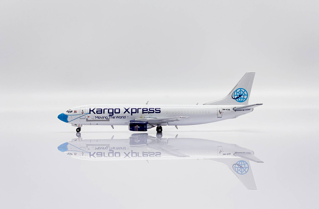 JC400 Kargo Xpress B737-400(SF) 9M-KXA "Mask livery" 