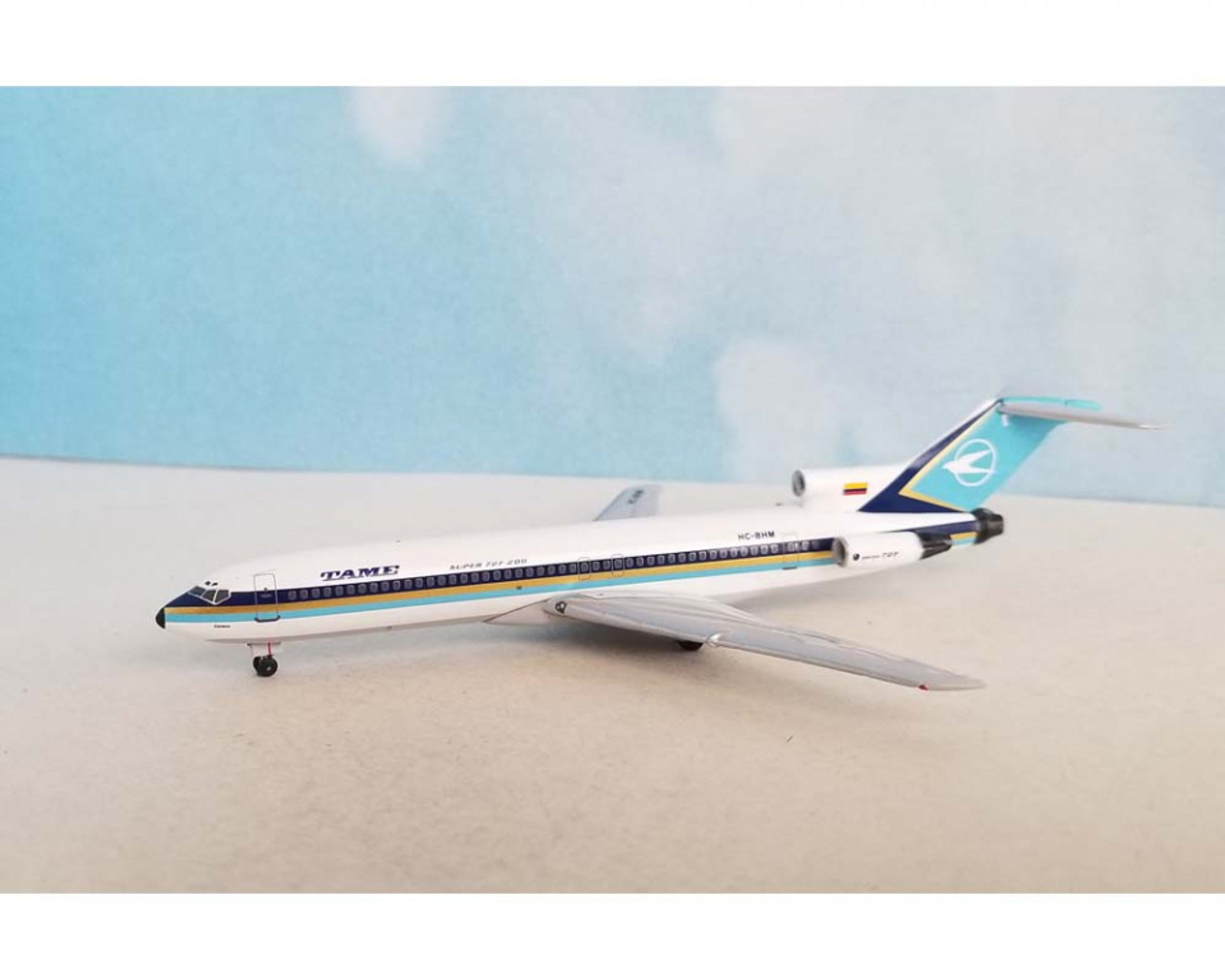 Aeroclassics 1:400 TAME 727-200 (HC-BHM)