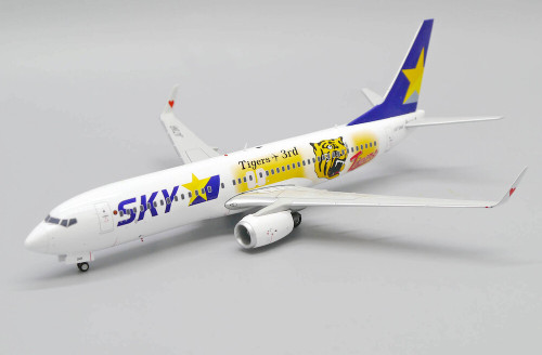 JC200 1:200 Skymark 737-800