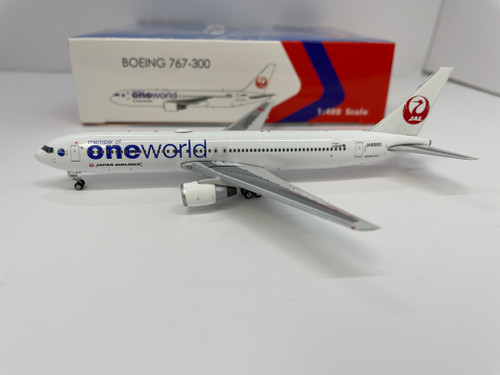 Phoenix 1:400 Japan Airlines 767-300ER (OneWorld Livery) (PH4JAL2247)