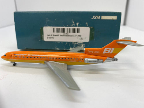 Dragon Wings 1:400 Braniff International Blue 747-100