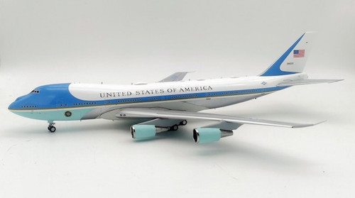Inflight200 United States Air Force 747-200