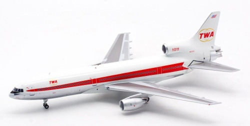 B-Models 1:200 Japan Airlines DC-8-62