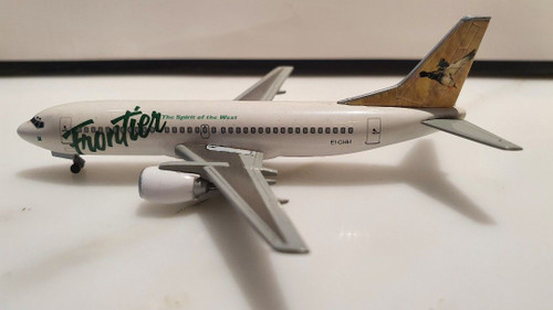 Dragon Wings 1:400 Frontier Airlines 737-200 (Single Fox)