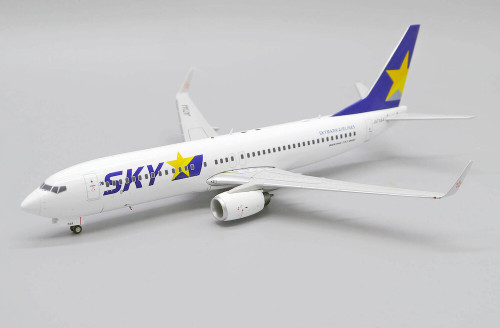 JC200 1:200 Skymark 737-800