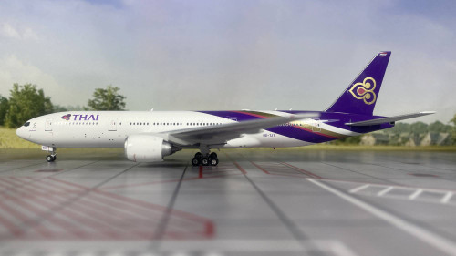 Phoenix 1:400 Thai Airways 747-400 HS-TGA