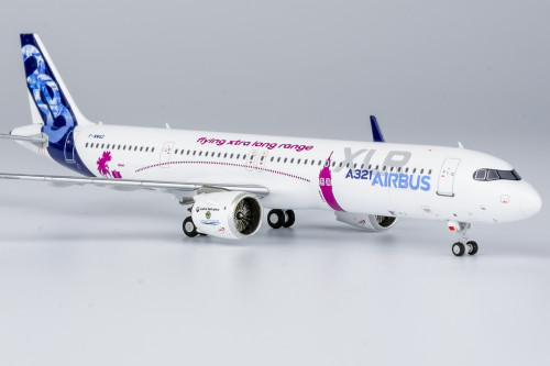 NG 1:400 TCS World Travel (Titan Airways) A321neo